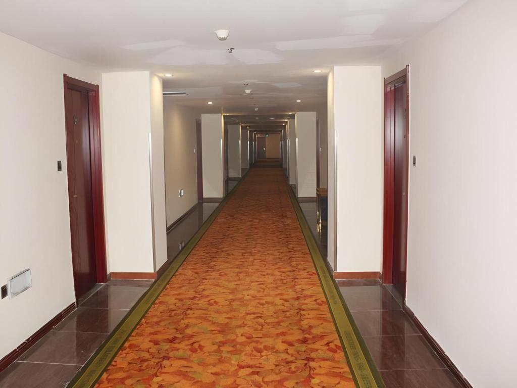 Greentree Inn Jining Yanzhou Jiuzhou Fangyuan Business Hotel Extérieur photo